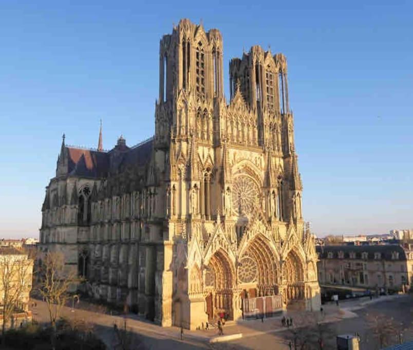 Cathedrale/Cossu/Confortable/Spacieux Reims Kültér fotó